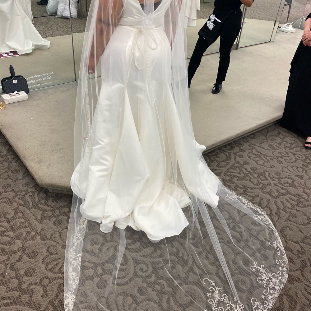 PLUNGE MERMAID SATIN WEDDING DRESS WITH BUTTONS